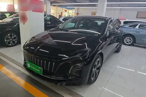 Hongqi E-QM5 2024
