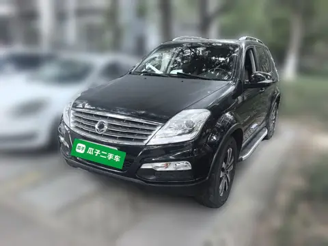 Ssangyong Rexton W 2014