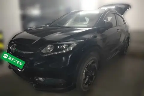 Honda Vezel 2015