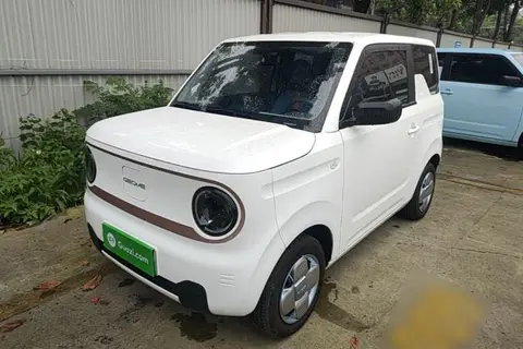 Geely Panda 2025