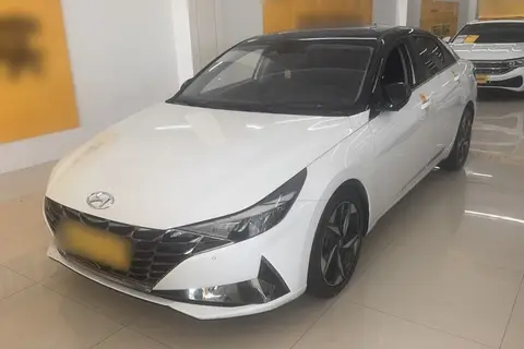 Hyundai Elantra 2023