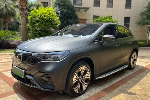 Mercedes-Benz EQE SUV 2024