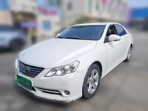 Toyota Reiz 2012