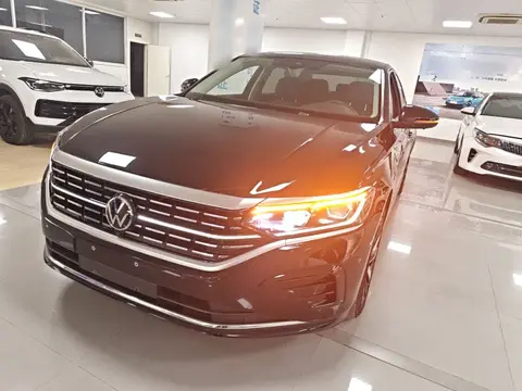 Volkswagen Passat 2025