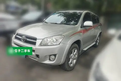 Toyota RAV4 2010