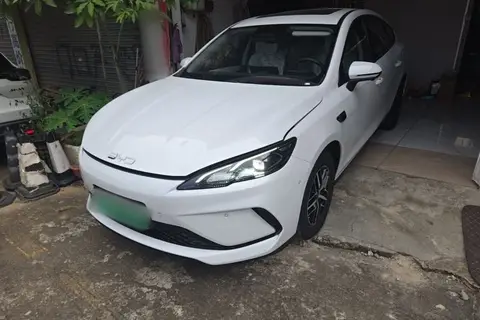 BYD Seal 05 2025