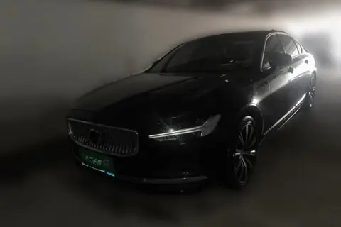 Volvo S90 2022