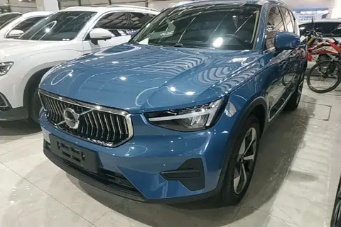 Volvo XC40 2023