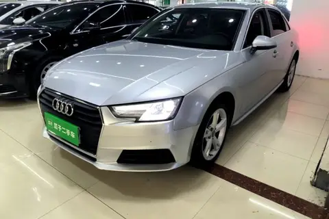 Audi A4L 2016