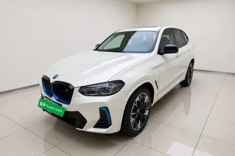 BMW iX3 2022