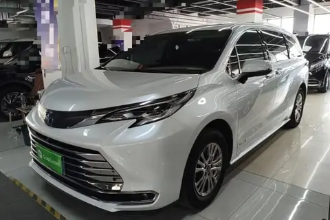 Toyota SIENNA 2022
