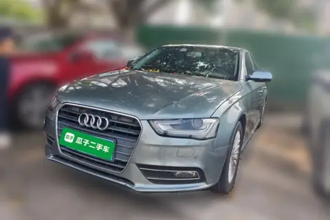 Audi A4L 2015