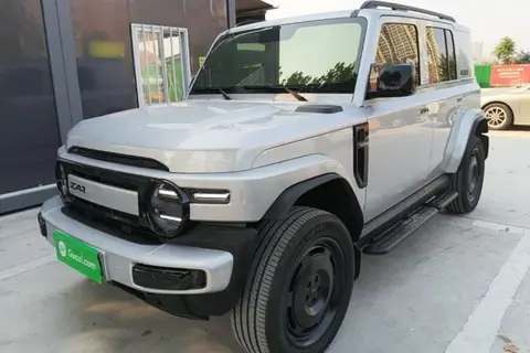 iCAR V23 2025