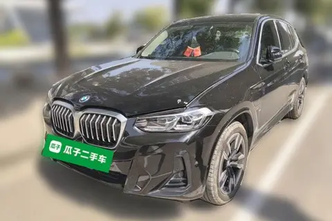 BMW iX3 2024