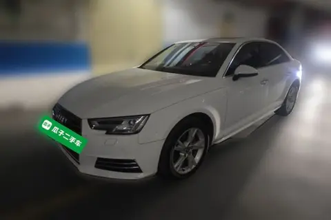 Audi A4L 2018