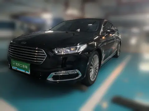 Ford Taurus 2019