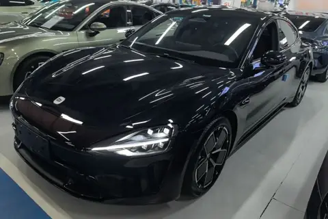 Xiaomi SU7 2025
