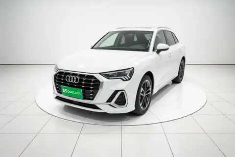 Audi Q3 2021