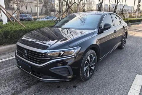 Volkswagen Passat 2024