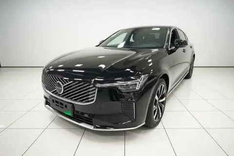 Volvo S90 2025