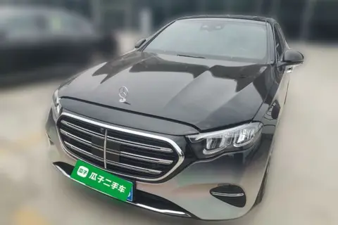 Mercedes-Benz E-Class 2024