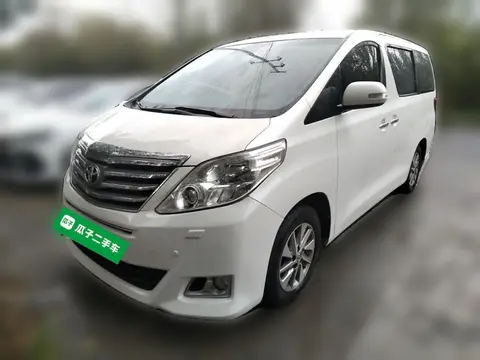 Toyota Alphard 2013