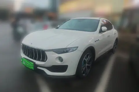 Maserati Levante 2016
