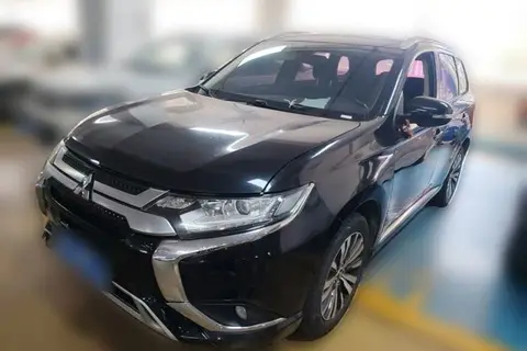 Mitsubishi Outlander 2021