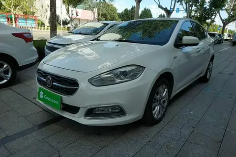 Fiat Viaggio 2015