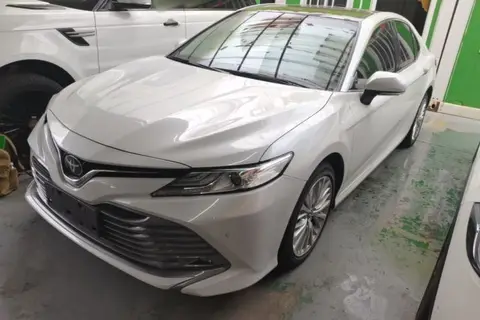 Toyota Camry 2019