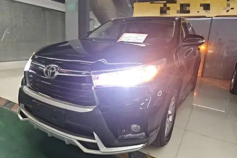 Toyota Highlander 2016