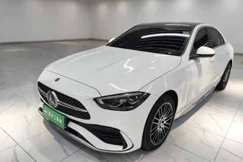 Mercedes-Benz C-Class 2025