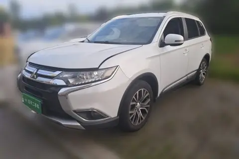Mitsubishi Outlander 2018