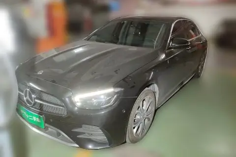 Mercedes-Benz E-Class 2023