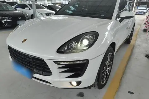 Porsche Macan 2014
