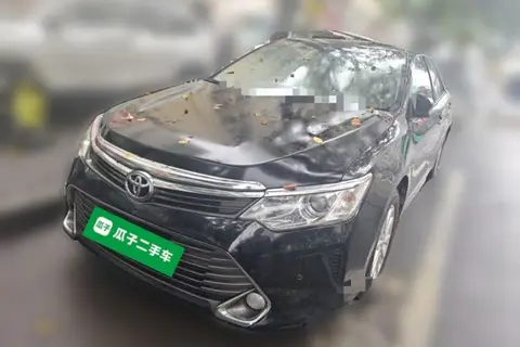 Toyota Camry 2015