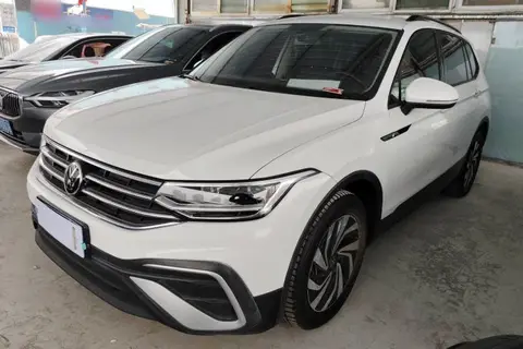 Volkswagen Tiguan L 2022
