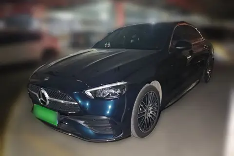 Mercedes-Benz C-Class 2025
