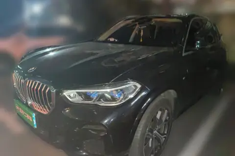 BMW X5 2021