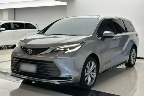 Toyota SIENNA 2024