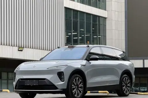 NIO ES8 2023