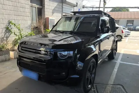 Land Rover Defender 2023