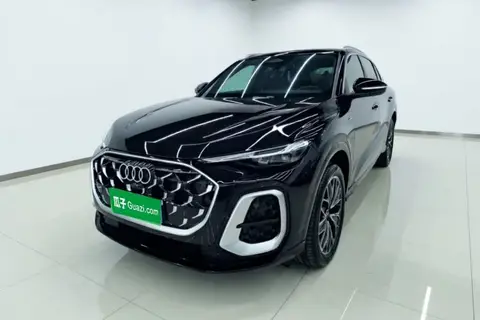 Audi Q5L 2025