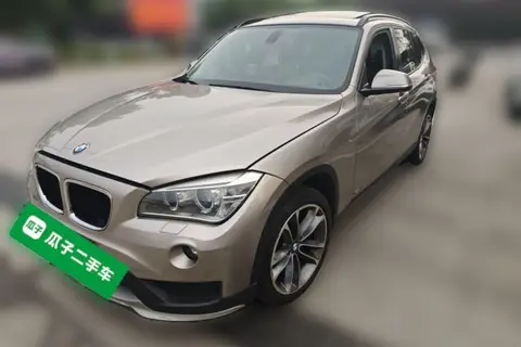 BMW X1 2015 — фото 1