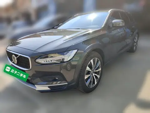 Volvo V90 2021