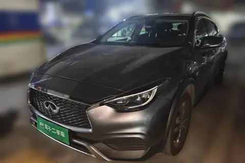 Infiniti QX30 2016