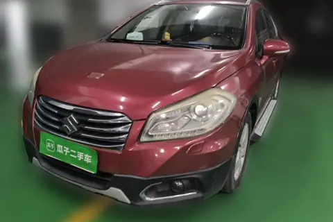 Suzuki S-Cross 2014