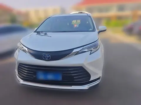 Toyota SIENNA 2022