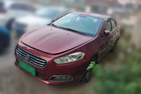 Fiat Viaggio 2013