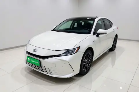 Toyota Camry 2024